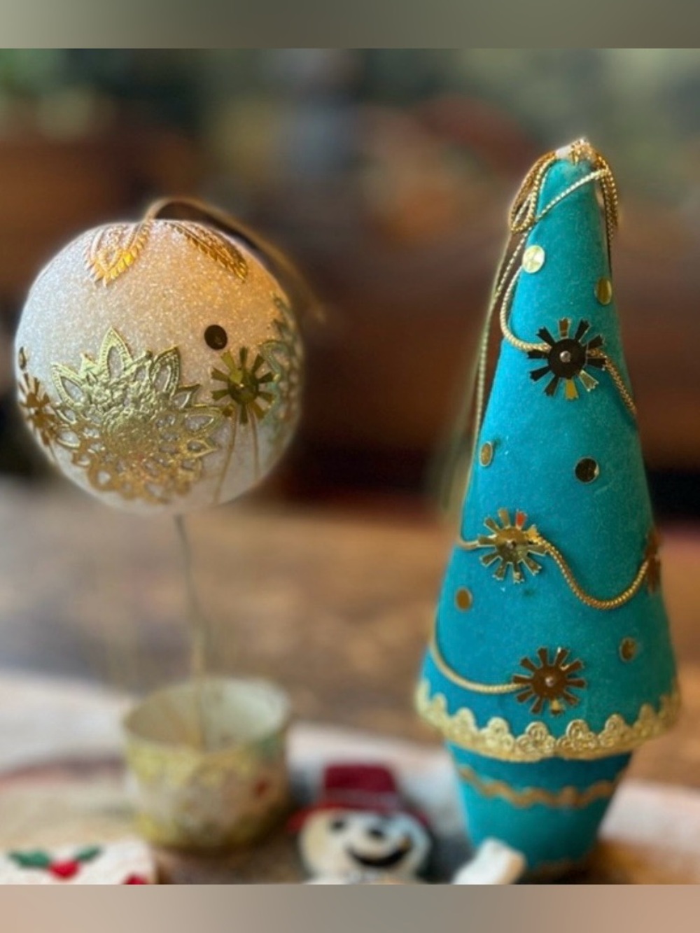 2 vintage made in Japan ornaments-free shipping